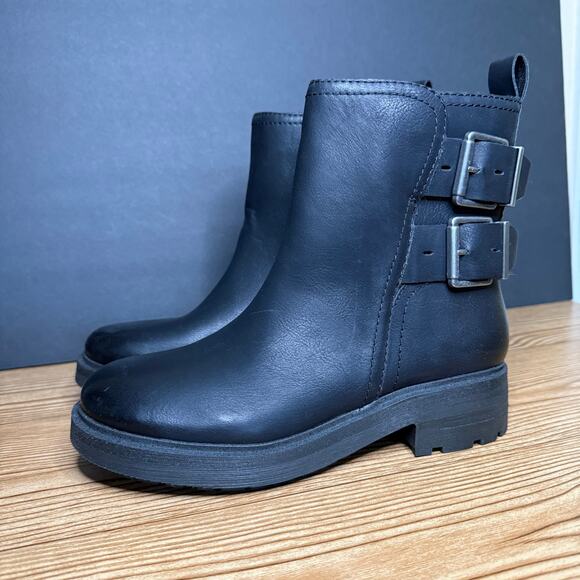 Lucky Brand Candre Double Buckle Moto Lug Sole Booties Womens Sz 7 - Picture 1 of 13